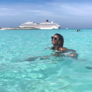 Meet your Posher, Raven